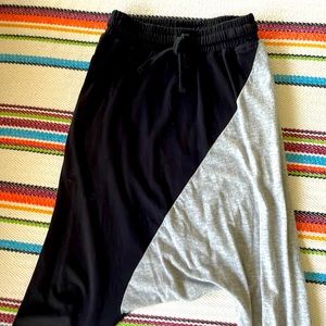 Nununu cotton baggy pant size 8-9